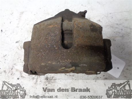 Audi A3 Hatchback 2003-2008 Remklauw links voor