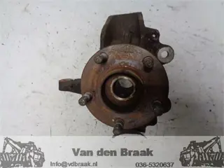 Ford Focus 1.6 16V 2004-2008 Fusee rechts voor