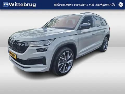 Škoda Kodiaq 1.5 TSI Sportline Business / Panoramadak / Leder / Memory / 20 " / Camera