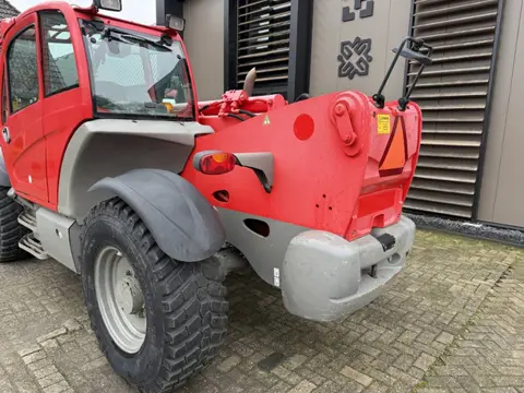 Manitou MT 1440 (bj 2013)