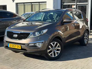 Kia Sportage 1.6 GDI ExecutiveLine, Schuif/kanteldak, Stoelverwarming, Navigatie, Climate Control, C