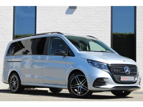Mercedes-Benz V-Klasse 250d / DC / 4-Matic / AMG / Panorama / 2x Elec Schuifd / 360 Cam / Burmester 