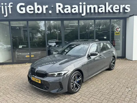 BMW 3 Serie Touring 320e M-Pakket*LED-Matrix*Trekhaak*Eerste eigenaar*Origineel NL*