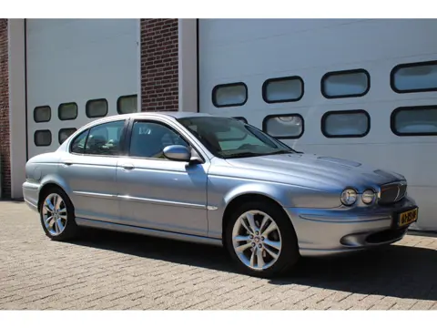 Jaguar X-type 2.5 V6 Automaat * Nap / Clima / Navi *