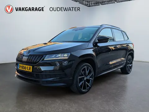 Skoda Karoq 1.5 TSI ACT Sportline Business + Pano + trekhaak