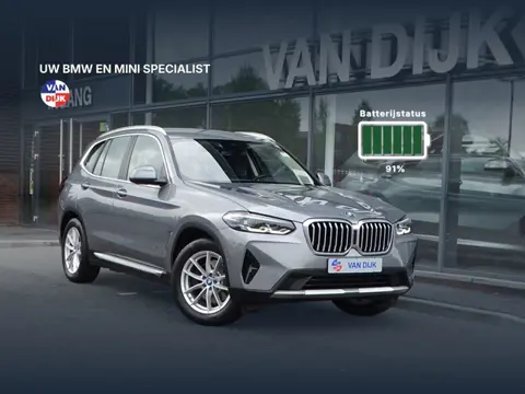 BMW X3 xDrive30e Live Cockpit Plus Geluidsisolerende ruiten LED-koplampen Sportstoel 18''LM Velgen