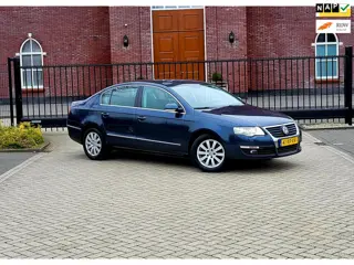 Volkswagen Passat 2.0 FSI Comfortline / 1e Eigenaar /Automaat /Nap / Nieuwe Apk / Pdc / Trekhaak