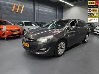 Opel Astra Sports Tourer 1.4 Turbo Cosmo 1E EIGENAAR LEDER XENON PARKEERSENSOREN NAP NL AUTO