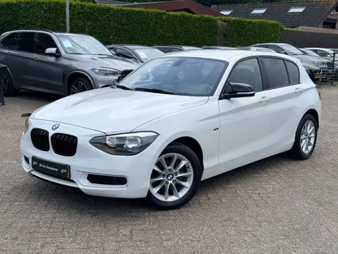 BMW 1-serie 116i Executive|Nieuwe Ketting + Klepseals|Navigatie|Cruise control|Climate control|Half 