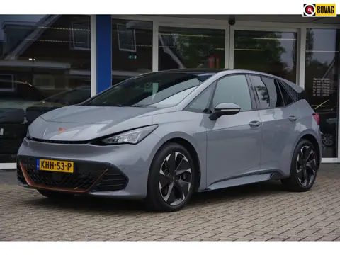 Cupra Born Essential 62 kWh SOH 93% Carplay stuurverwarming adaptive cruise