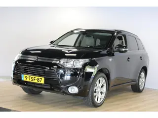 Mitsubishi Outlander 2.0 PHEV Instyle | Schuif- kanteldak | Trekhaak | Leer