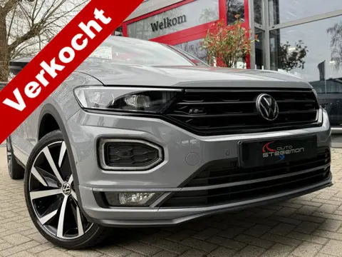 Volkswagen T-Roc Cabrio 1.5 TSI AUT. *!* 2x R-LINE *!* NAVI/ LUXE LEDER/ BEATS/ ACC/ 19 INCH/ MOONST