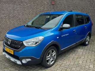 Dacia Lodgy 1.2 TCe Stepway 7p. Camera Parkeersensoren Trekhaak Bluetooth