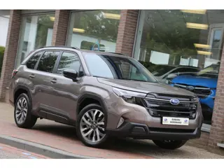 Subaru Forester 2.0i e-BOXER Premium Schuifdak Leer Camera HK LED ACC