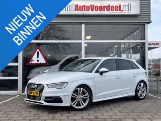 Audi A3 Sportback 1.4 e-tron /S line interieur/Adaptive cruise/B&O/Dodehoek det./Camera/