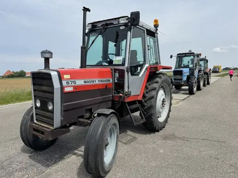 Massey Ferguson 675