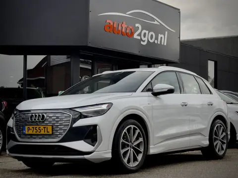Audi Q4 e-tron 40 2xS-LINE 77KWH 204PK LEDER 20 INCHE-LMV CAMERA-360 DIGI-DASH NAVI LED PDC