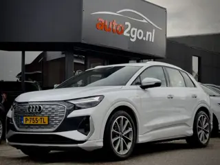 Audi Q4 e-tron 40 2xS-LINE 77KWH 204PK LEDER 20 INCHE-LMV CAMERA-360 DIGI-DASH NAVI LED PDC