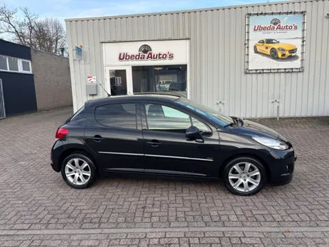 Peugeot 207 1.4 VTi Sportium NL AUTO KM 137063 NAP 5 DEURS 3750e