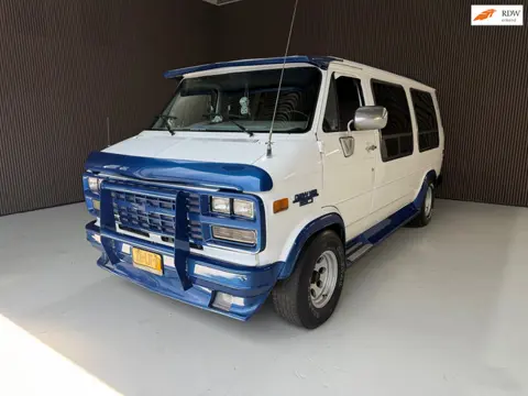 Chevrolet CHEVY VAN 20 Camper 5.7L
