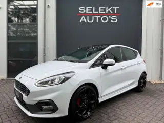 Ford Fiesta 1.5 EcoBoost ST-3 Performance 200 Pk Pano/Recaro/Xenon/Led/Cruise Control/Climate Contro