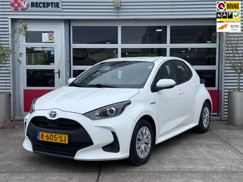 Toyota Yaris 1.5 Hybrid Active Navi / A.Cam / Carplay / 1-Eig / Org-Ned