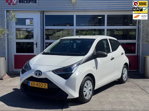 Toyota Aygo 1.0 VVT-i x-fun 5-Drs / Airco / Led / Bluetooth / Elek-Pakket