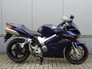 Honda VFR 800 V TEC (bj 2003)