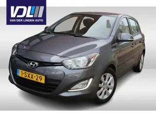 Hyundai i20 1.2i i-Deal Airco Lichtmetalen velgen 15"