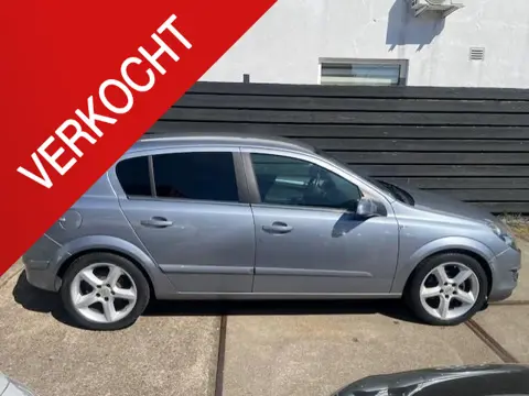 Opel Astra 1.6 Selection AUTOMAAT/AIRCO/SPORT&START STOP SYSTEEM/NIEUWE APK!