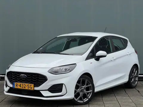 Ford Fiesta BWJ 11-2022 | 1.0T 126PK Hybrid ST-Line | CLIMA | NAVI | SPOILERKIT | CRUISE | SPORTSTOE