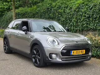 Mini Mini Clubman Chili Serious Apple CarPlay Virtual dash Automaat PDC 1.5 Cooper Chili Serious Bus