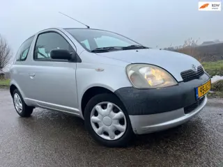 Toyota Yaris 1.0-16V VVT-i / 67.000km nap 1e eigenaar