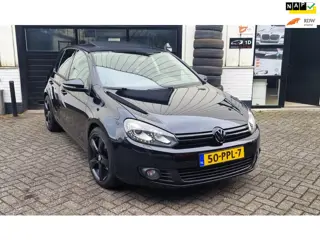 Volkswagen Golf 1.4 TSI Highline/ DSG New/ Opendak/ Alcantara