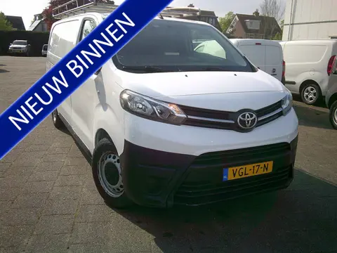 Toyota ProAce Worker 2.0 D-4D Cool Comfort Long VOORZIEN VAN DUBB, ZIJSCHUIFDEUR+AIRCO !!