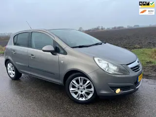 Opel Corsa 1.2-16V '111' Edition / 130.000 nap