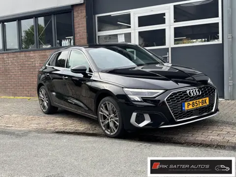Audi A3 Sportback 30 TFSI Advanced edition  Apps| Carplay| Navi| Audi connect| PDC