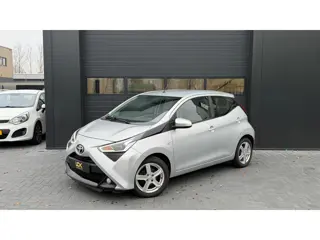 Toyota Aygo 1.0 VVT-i x-play Automaat|PDC Achter