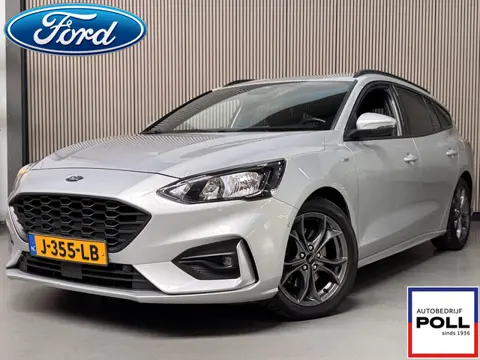 Ford Focus ST-Line Automaat Navi Trekhaak Camera Winter Parking pack Privacy Glass Wagon Dealeronder