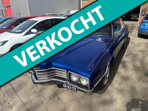 Ford THUNDERBIRD LANDAU