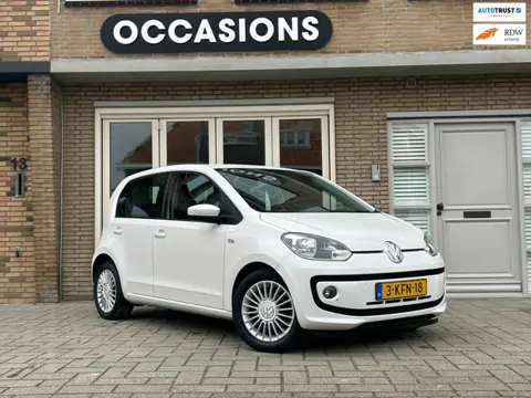 Volkswagen Up! 1.0 High Up! BlueMotion | Navigatie | Cruise Control