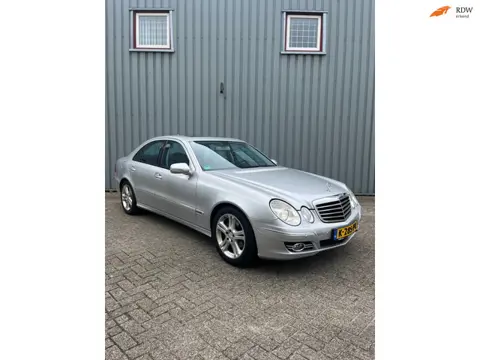 Mercedes-Benz E-klasse 200 K. Classic zeer nette auto