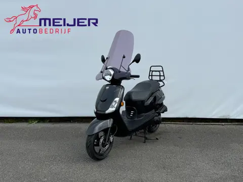 SYM Bromscooter Fiddle II Euro 5 | Nieuwstaat | Smoke Scherm !!