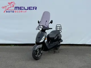SYM Bromscooter Fiddle II Euro 5 | Nieuwstaat | Smoke Scherm !!