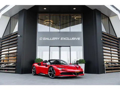 Ferrari SF90 Spider 4.0 V8 - Origineel NL | Rosso Corsa | Lift | JBL