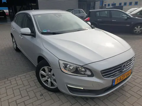 Volvo V60 1.6 T3 Kinetic