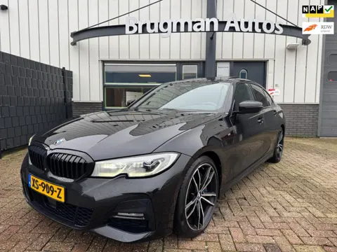 BMW 3-serie 330i High Executive Edition