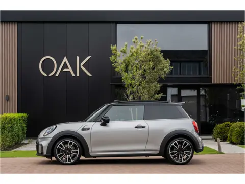 MINI Mini 2.0 Cooper S F1 Aut. | JCW-Trim | Navi | Panorama | Lounge Leder | H&K | Head-Up | ACC | C