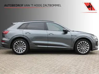 Audi e-tron E-tron 50 Quattro S-Edition Black 71 kWh PANORAMADAK MEMORY ACC VIRTUAL 21'' TREKHAAK