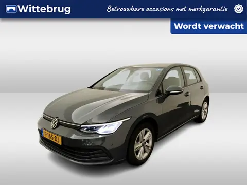 Volkswagen Golf 1.0 eTSI Life / AUTOMAAT/ CAMERA/ NAVI/ 16" LMV